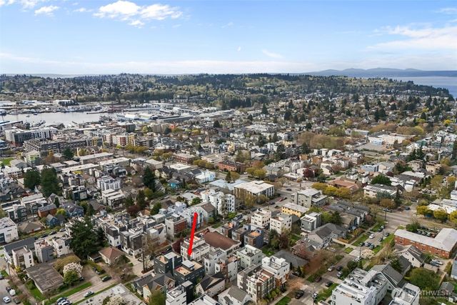 2220 B NW 62nd Street, Seattle, WA 98107