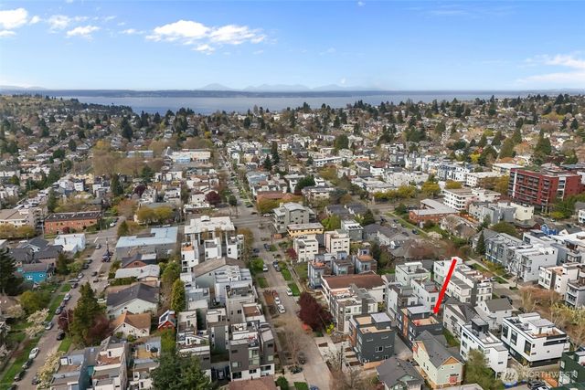 2220 B NW 62nd Street, Seattle, WA 98107