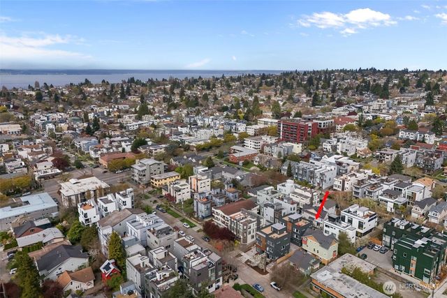 2220 B NW 62nd Street, Seattle, WA 98107