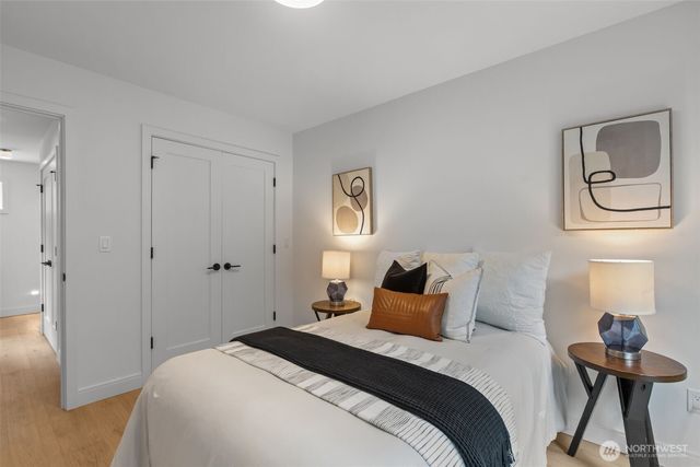 2220 B NW 62nd Street, Seattle, WA 98107