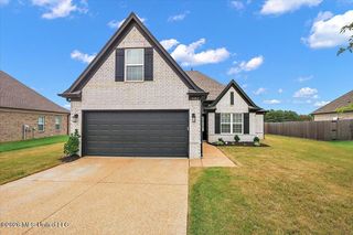 2482 Dela Drive, Southaven, MS 38672