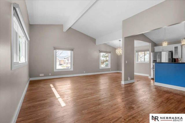 510 Hazelwood Drive, Lincoln, NE 68510