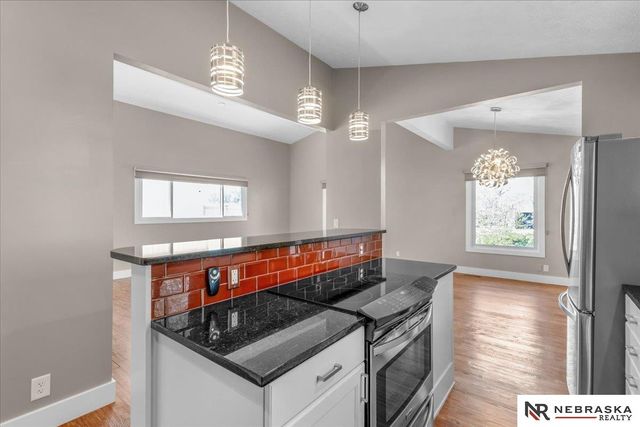 510 Hazelwood Drive, Lincoln, NE 68510