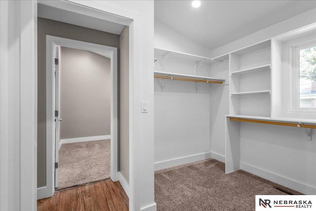 510 Hazelwood Drive, Lincoln, NE 68510