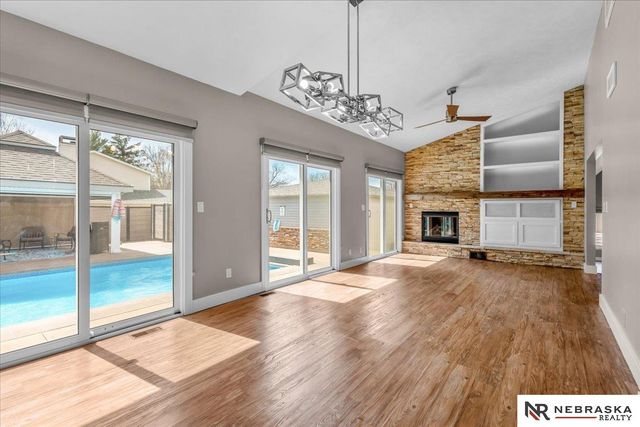 510 Hazelwood Drive, Lincoln, NE 68510