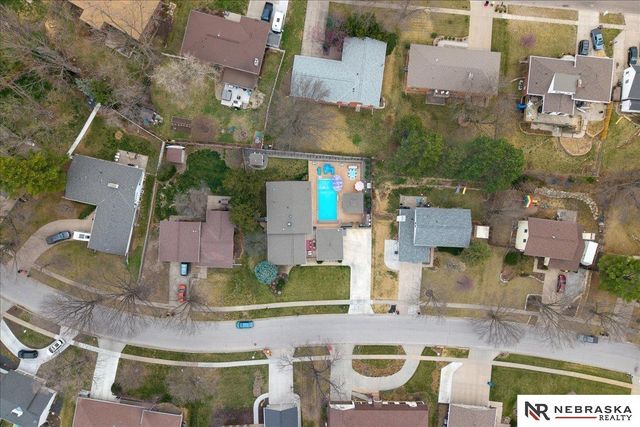 510 Hazelwood Drive, Lincoln, NE 68510