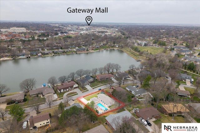 510 Hazelwood Drive, Lincoln, NE 68510