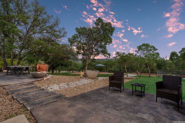 101 Candy Ln, Boerne, TX 78006