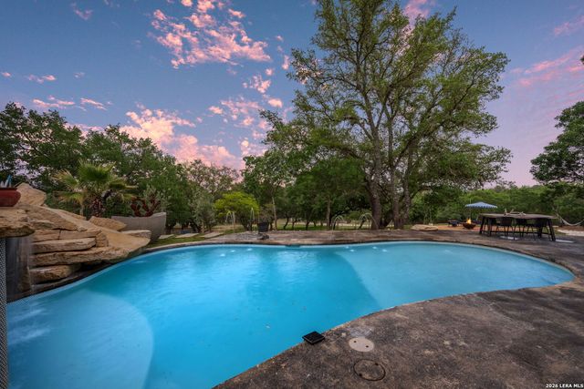 101 Candy Ln, Boerne, TX 78006