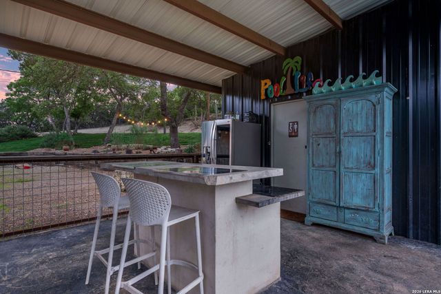 101 Candy Ln, Boerne, TX 78006