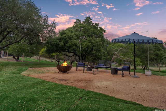 101 Candy Ln, Boerne, TX 78006