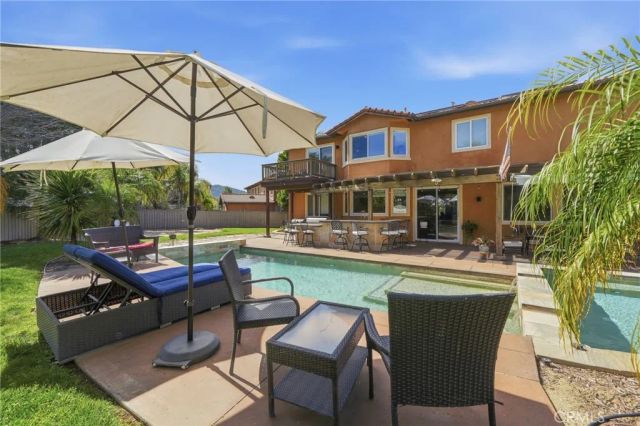 32783 Bijan Ct, Temecula, CA 92592