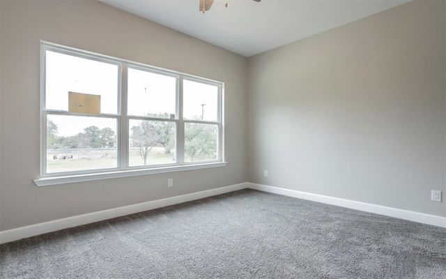 2718 Leslie LN, San Marcos, TX 78666