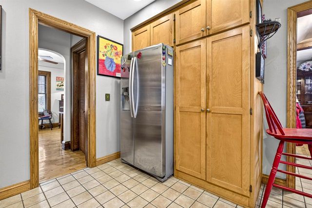 1126 E NAWADA STREET, Appleton, WI 54911