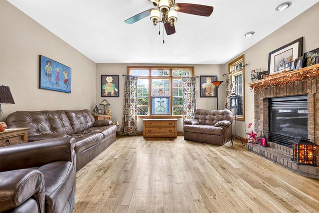 1126 E NAWADA STREET, Appleton, WI 54911
