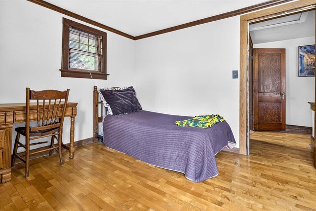 1126 E NAWADA STREET, Appleton, WI 54911