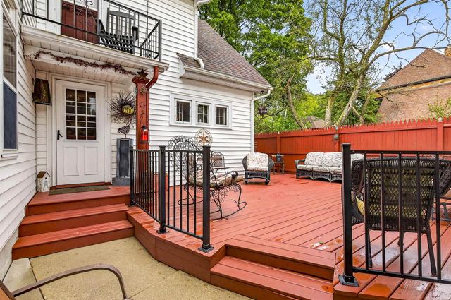 1126 E NAWADA STREET, Appleton, WI 54911