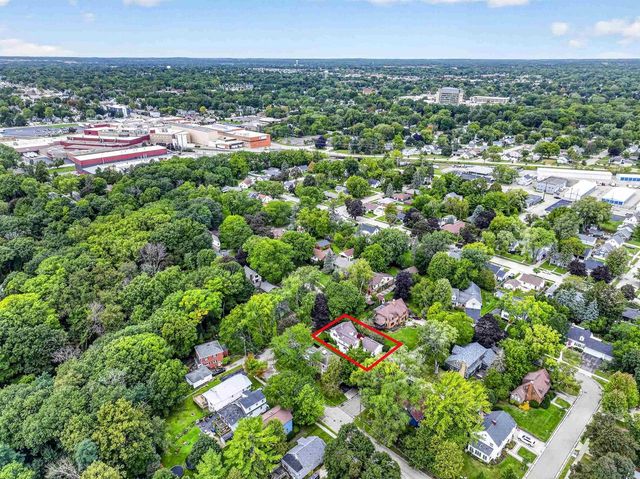 1126 E NAWADA STREET, Appleton, WI 54911