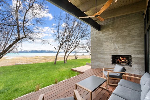 1056 S BEAR LAKE BLVD, Garden City, UT 84028
