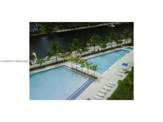2950 NE 188th Street 444, Aventura, FL 33180