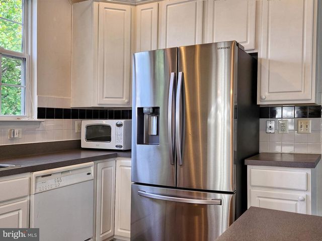 13906 GOTHIC DR, Centreville, VA 20121