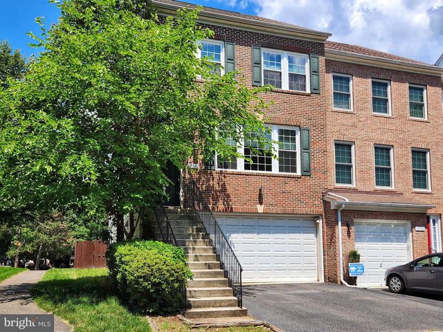 13906 GOTHIC DR, Centreville, VA 20121