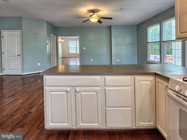 13906 GOTHIC DR, Centreville, VA 20121