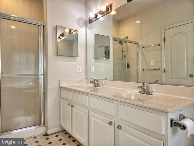 13906 GOTHIC DR, Centreville, VA 20121