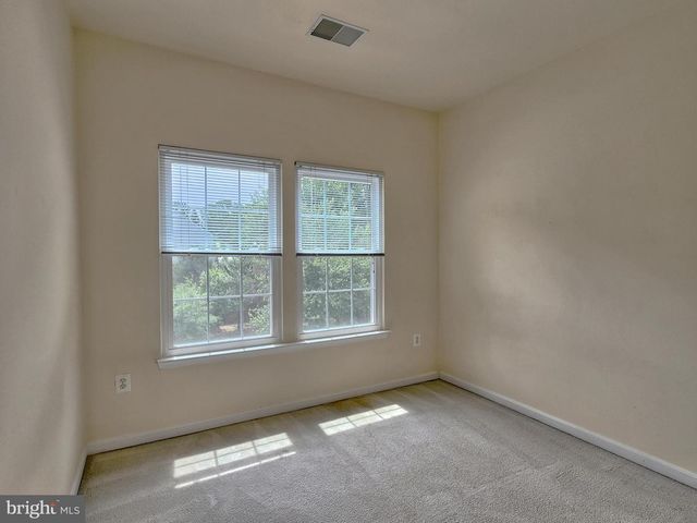 13906 GOTHIC DR, Centreville, VA 20121