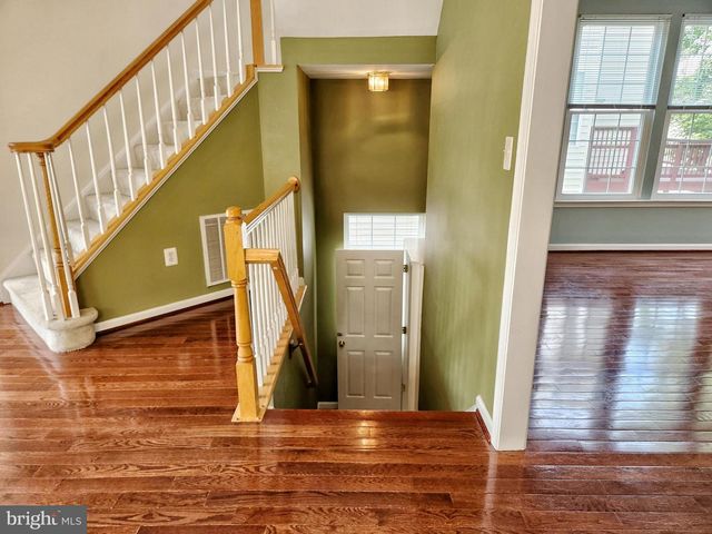 13906 GOTHIC DR, Centreville, VA 20121