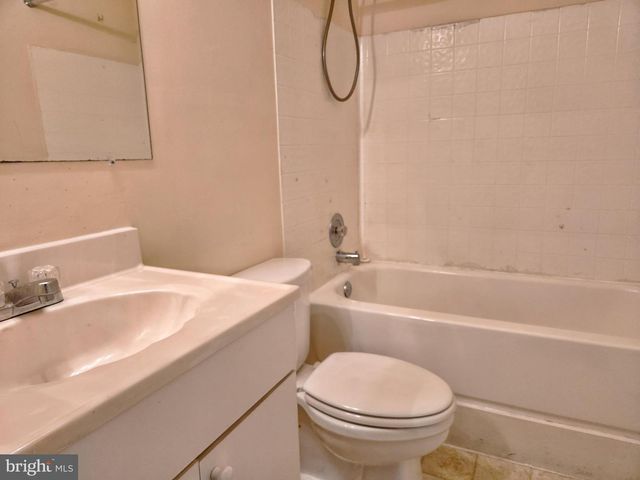13906 GOTHIC DR, Centreville, VA 20121