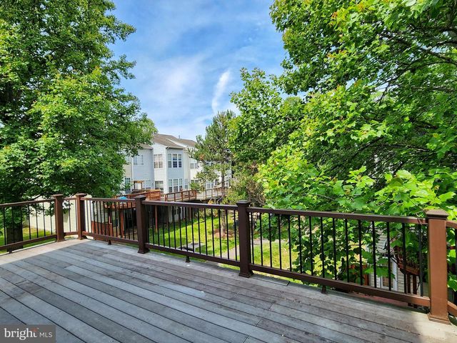 13906 GOTHIC DR, Centreville, VA 20121