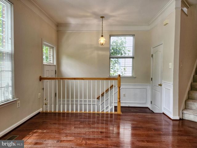 13906 GOTHIC DR, Centreville, VA 20121