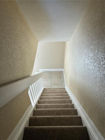 16513 LAKE BRIGADOON CIR, Tampa, FL 33618