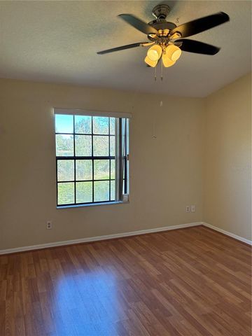 16513 LAKE BRIGADOON CIR, Tampa, FL 33618