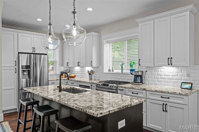 1600 Bellevue Avenue, Richmond Heights, MO 63117
