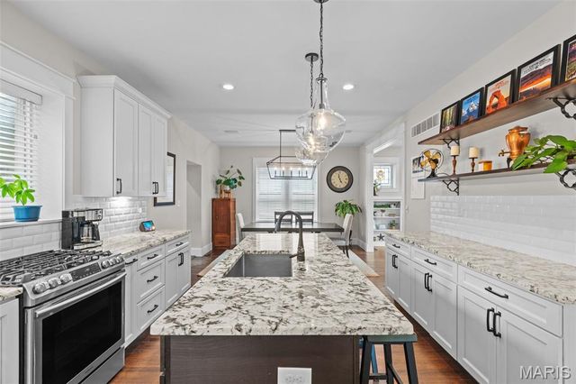 1600 Bellevue Avenue, Richmond Heights, MO 63117