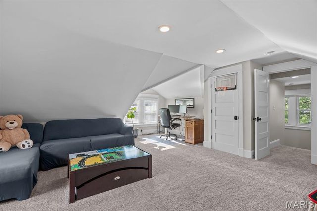1600 Bellevue Avenue, Richmond Heights, MO 63117