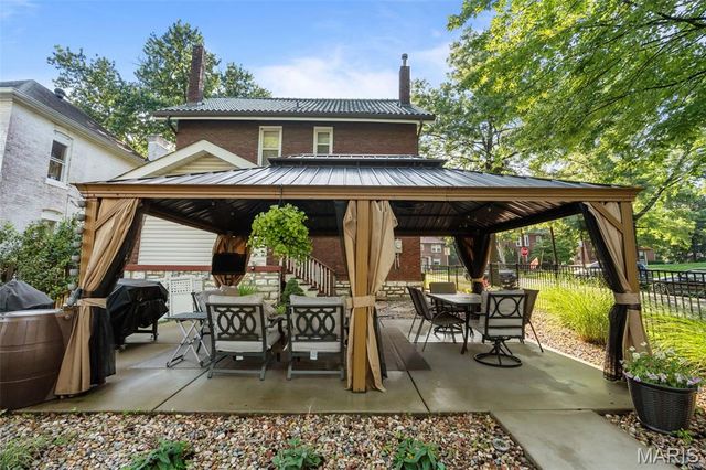 1600 Bellevue Avenue, Richmond Heights, MO 63117