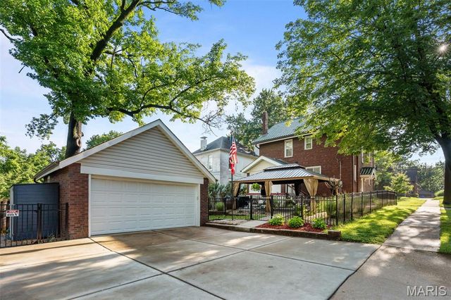 1600 Bellevue Avenue, Richmond Heights, MO 63117