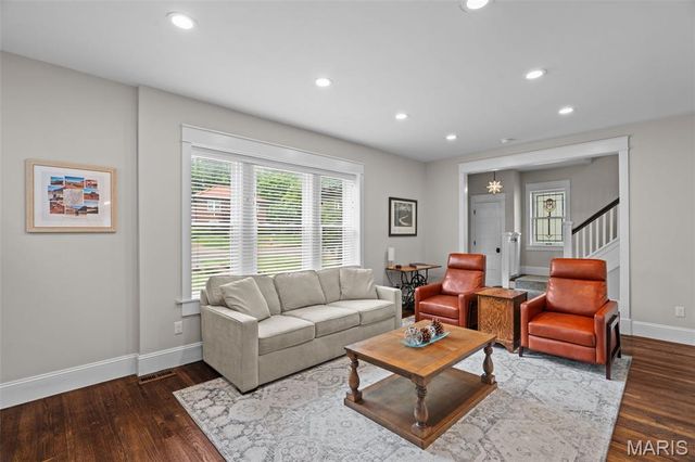 1600 Bellevue Avenue, Richmond Heights, MO 63117