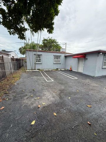 4141 SW 6th Street, Miami, FL 33134