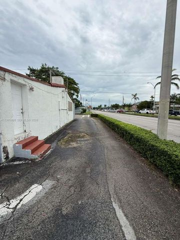 4141 SW 6th Street, Miami, FL 33134