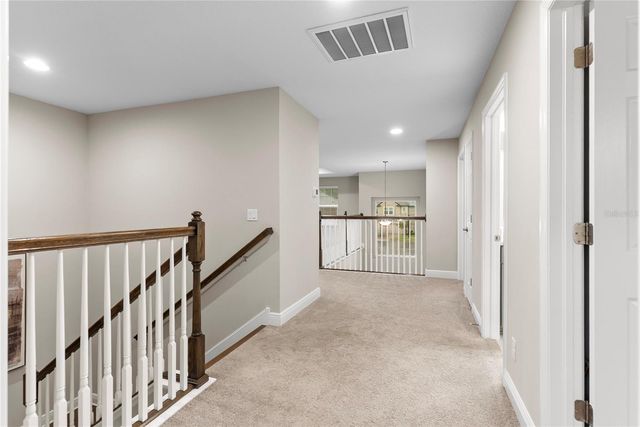 19361 EAGLE CREEK LANE, Tampa, FL 33647