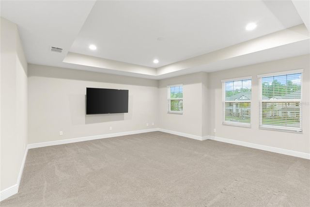 19361 EAGLE CREEK LANE, Tampa, FL 33647