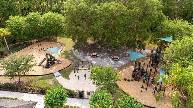19361 EAGLE CREEK LANE, Tampa, FL 33647