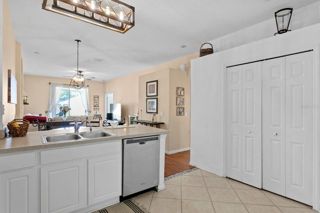 14316 SKY FLOWER LANE, Tampa, FL 33626