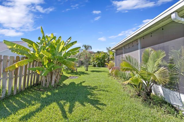 14316 SKY FLOWER LANE, Tampa, FL 33626