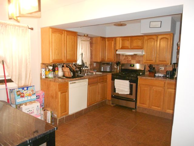 6122 S KOLMAR Avenue 1, Chicago, IL 60629