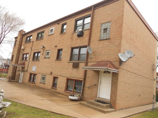 6122 S KOLMAR Avenue 1, Chicago, IL 60629